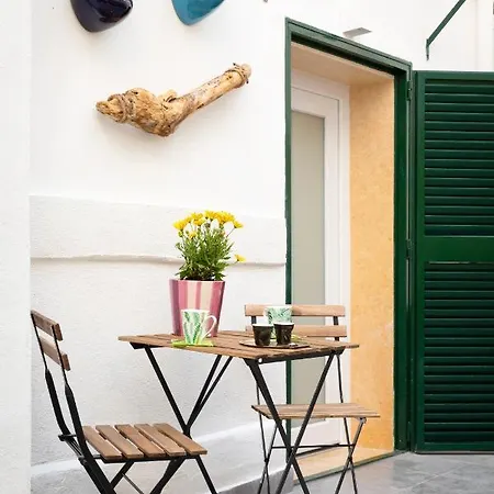 Calefati 384 Daire Bari